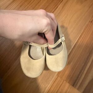 Zara Kids Tan flat Shoes size 22 NEW